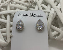 Load image into Gallery viewer, Donna Earrings
