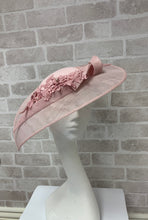 Load image into Gallery viewer, Millinery / Headpiece
