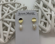 Load image into Gallery viewer, Adrianna Earrings
